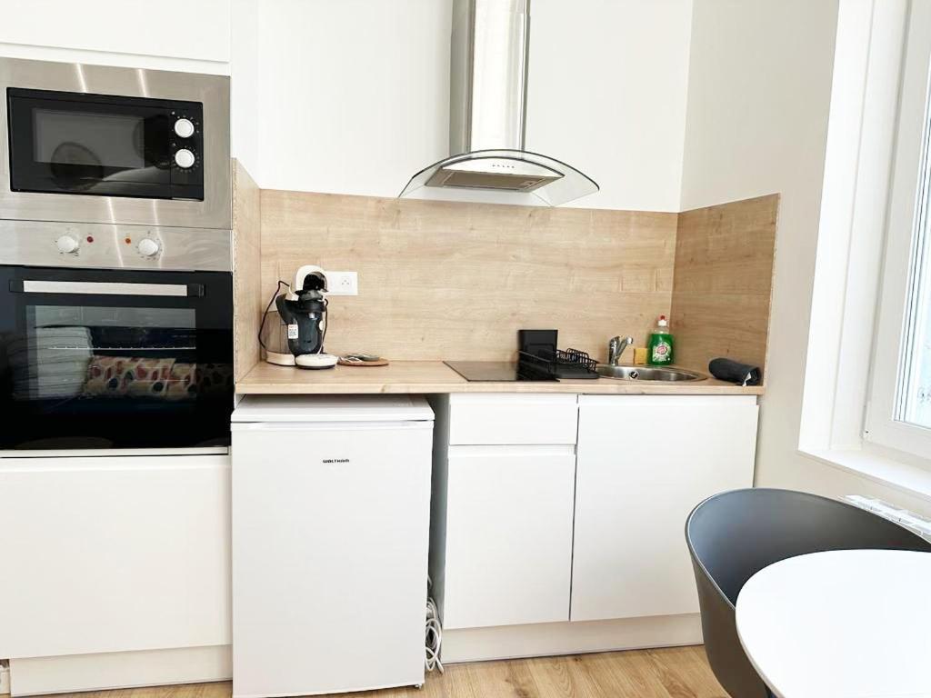 Lerelaisdodileqsl - Cambrai - Hyper Centre - Free Wifi - Ideal Couple & Famille Extérieur photo