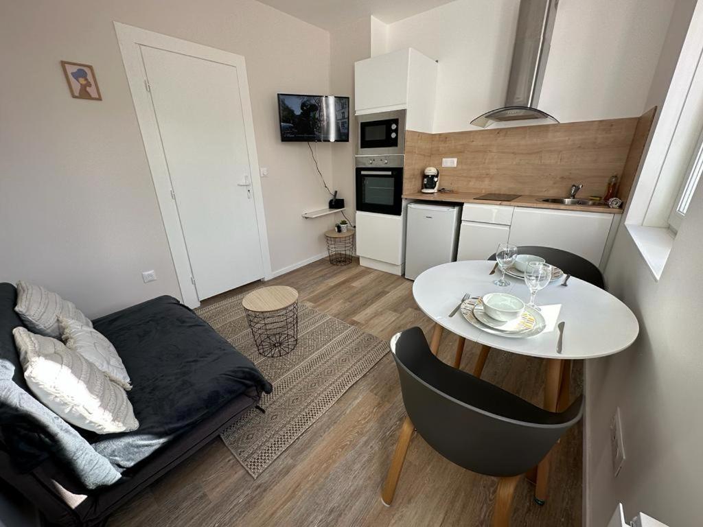 Lerelaisdodileqsl - Cambrai - Hyper Centre - Free Wifi - Ideal Couple & Famille Extérieur photo