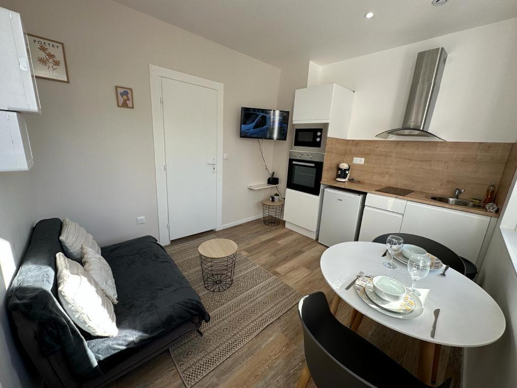 Lerelaisdodileqsl - Cambrai - Hyper Centre - Free Wifi - Ideal Couple & Famille Extérieur photo
